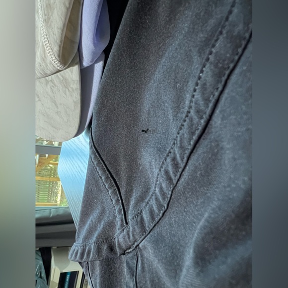 Lululemon black running shorts. - Picture 6 of 6